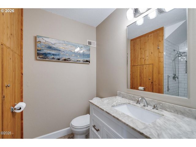 1626 Ne REGATTA Way, Lincoln City, OR 97367