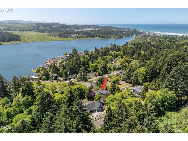1626 Ne REGATTA Way, Lincoln City, OR 97367
