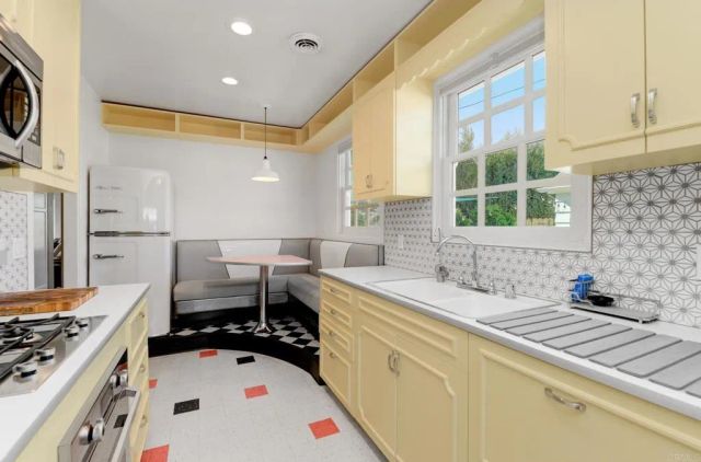 4796 Valencia Drive, San Diego, CA 92115