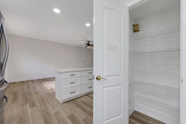 1401 NE 9 Street 23, Fort Lauderdale, FL 33304