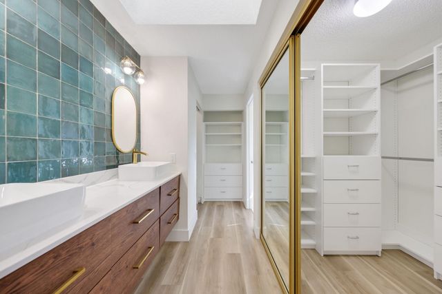 1401 NE 9 Street 23, Fort Lauderdale, FL 33304