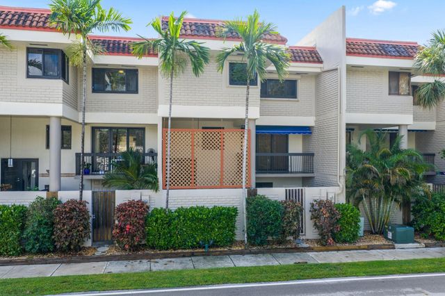 1401 NE 9 Street 23, Fort Lauderdale, FL 33304