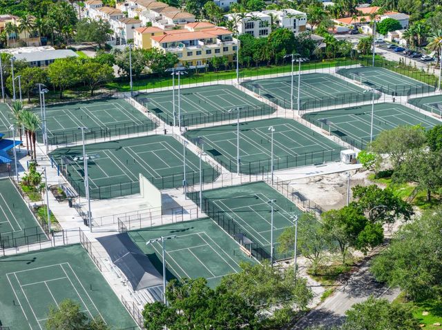 1401 NE 9 Street 23, Fort Lauderdale, FL 33304