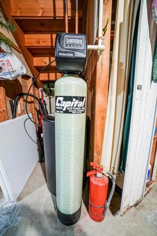 W8341 North Shore Drive, Onalaska, WI 54650