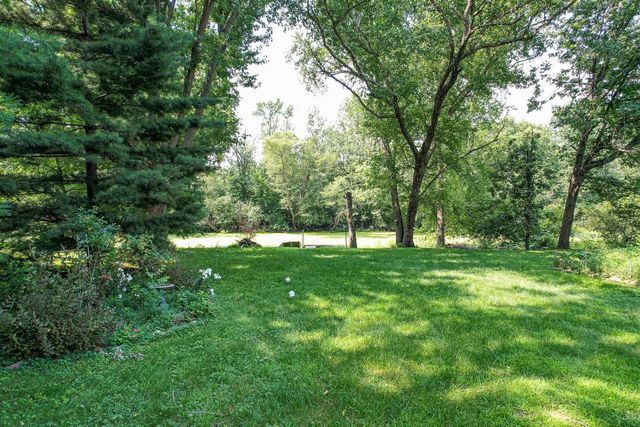 W8341 North Shore Drive, Onalaska, WI 54650