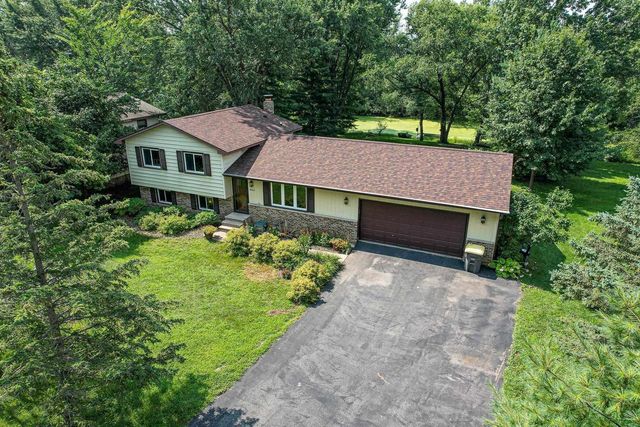 W8341 North Shore Drive, Onalaska, WI 54650