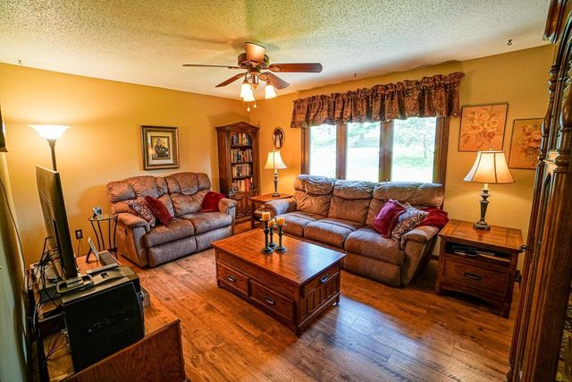 W8341 North Shore Drive, Onalaska, WI 54650