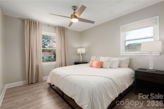 1933 Bentley Place, Charlotte, NC 28205