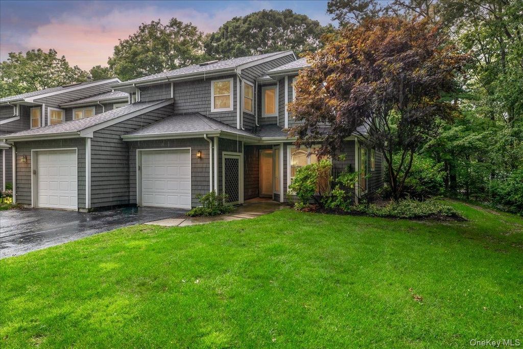 38 Larkspur Lane, Commack, NY 11725 — exterior