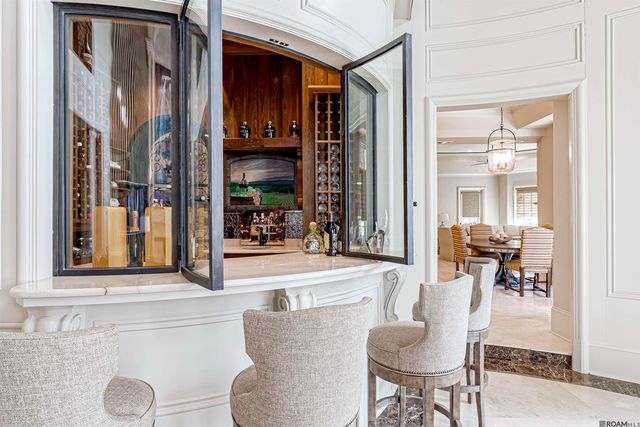 19566 Perkins Road East, Baton Rouge, LA 70810