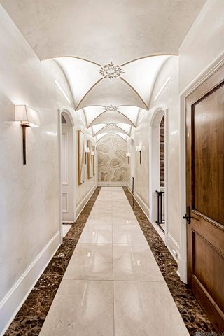 19566 Perkins Road East, Baton Rouge, LA 70810