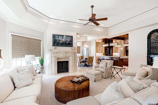 19566 Perkins Road East, Baton Rouge, LA 70810