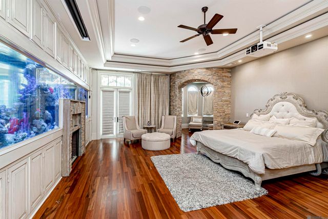 19566 Perkins Road East, Baton Rouge, LA 70810