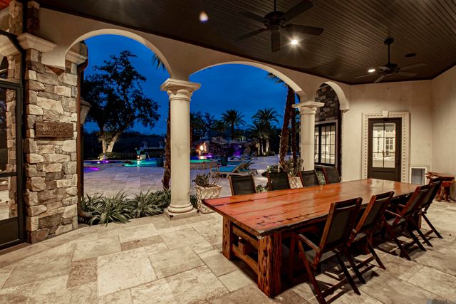 19566 Perkins Road East, Baton Rouge, LA 70810