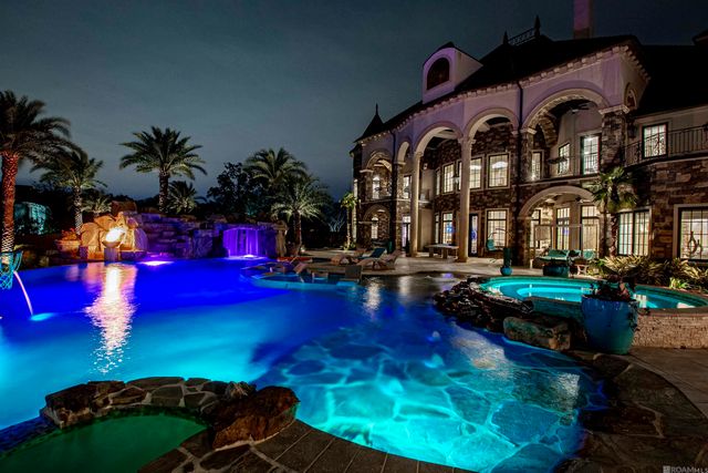 19566 Perkins Road East, Baton Rouge, LA 70810