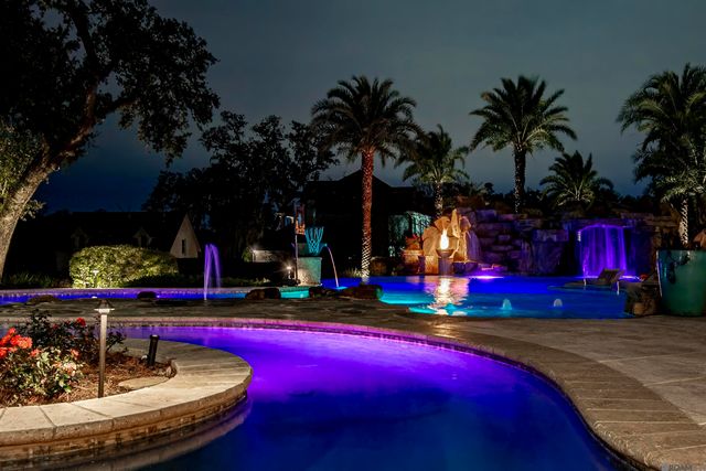 19566 Perkins Road East, Baton Rouge, LA 70810