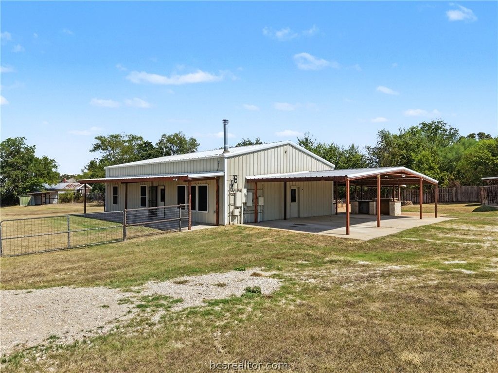 6951 Hollow Heights Drive, Bryan, TX 77808 — photo 3