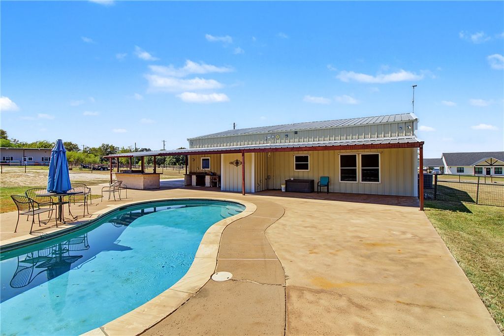6951 Hollow Heights Drive, Bryan, TX 77808 — photo 5