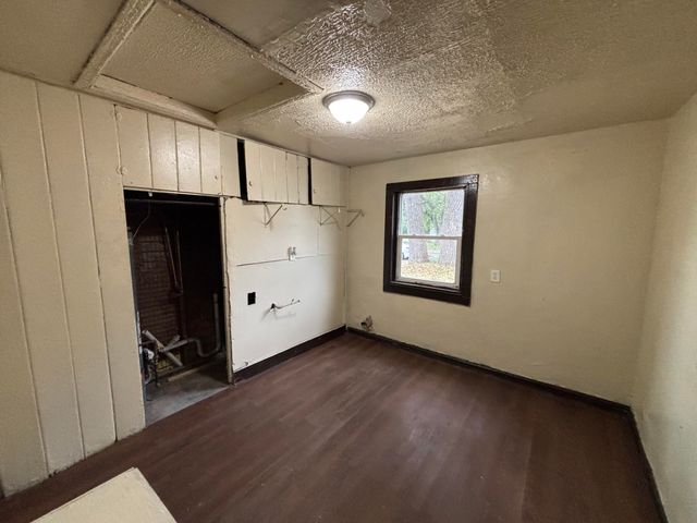 1231 Taney Street, Gary, IN 46404