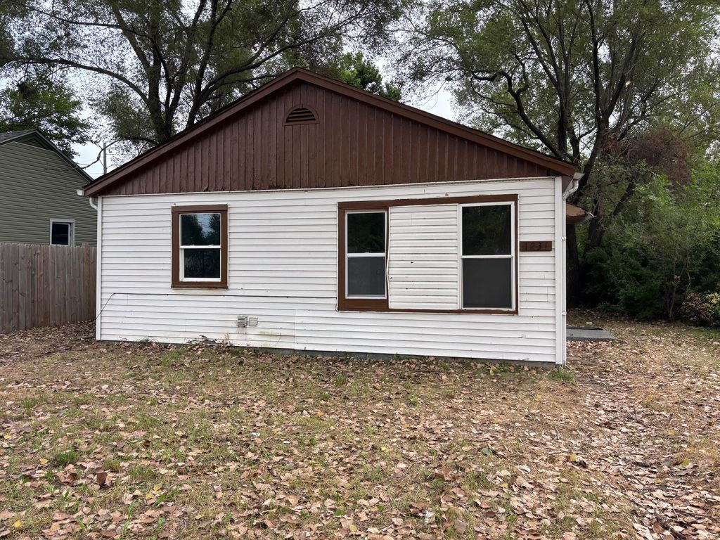 1231 Taney Street, Gary, IN 46404
