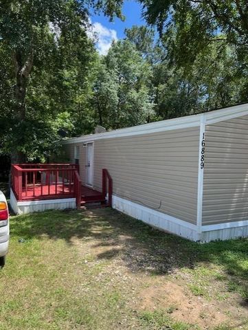 16889 Interstate 45 North N, Willis, TX 77318