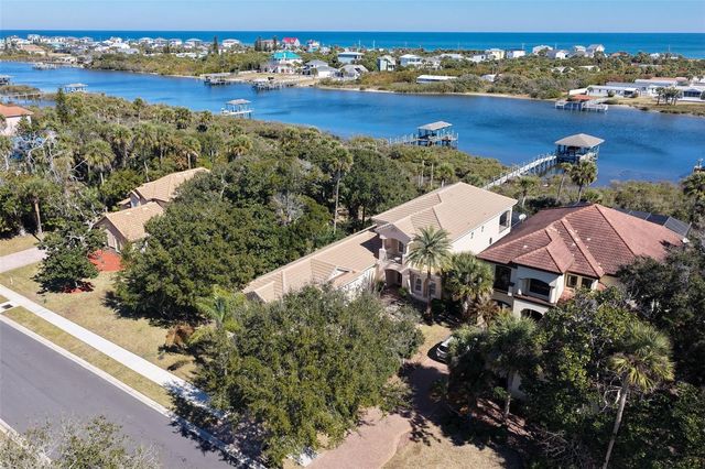 11 S RIVERWALK DRIVE, Palm Coast, FL 32137