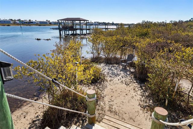 11 S RIVERWALK DRIVE, Palm Coast, FL 32137