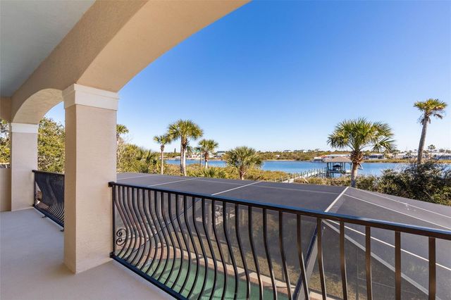 11 S RIVERWALK DRIVE, Palm Coast, FL 32137