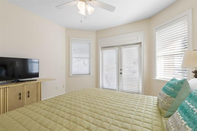 11 S RIVERWALK DRIVE, Palm Coast, FL 32137