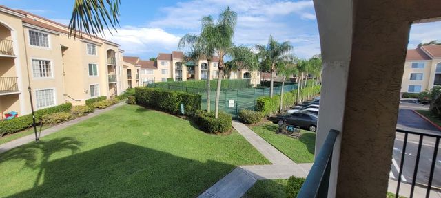 1755 Village Boulevard 208, West Palm Beach, FL 33409