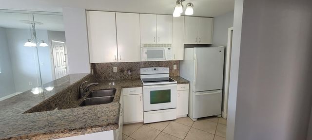 1755 Village Boulevard 208, West Palm Beach, FL 33409