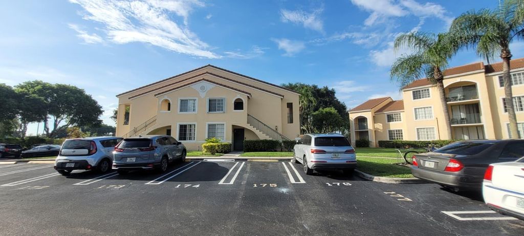 1755 Village Boulevard 208, West Palm Beach, FL 33409