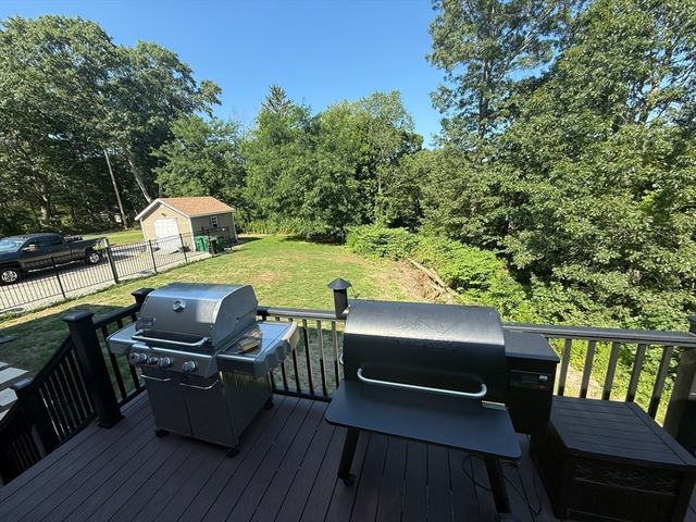 155 Elmer St, Pembroke, MA 02359
