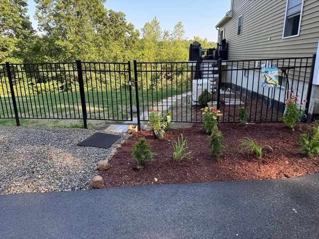 155 Elmer St, Pembroke, MA 02359