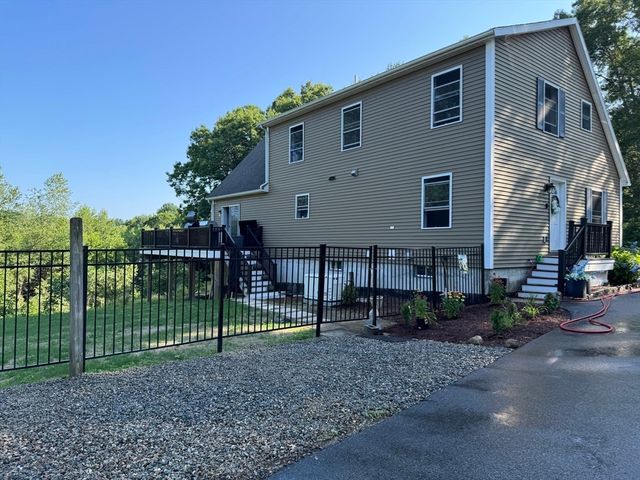 155 Elmer St, Pembroke, MA 02359