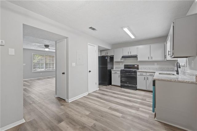 2897 Spruce Circle, Snellville, GA 30078