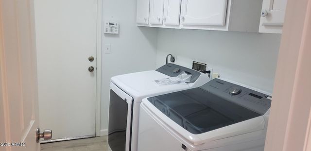 2001 W SUMMIT Place, Chandler, AZ 85224