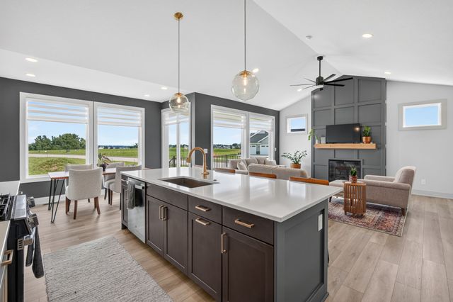 903 Spruce Avenue, Norwalk, IA 50211