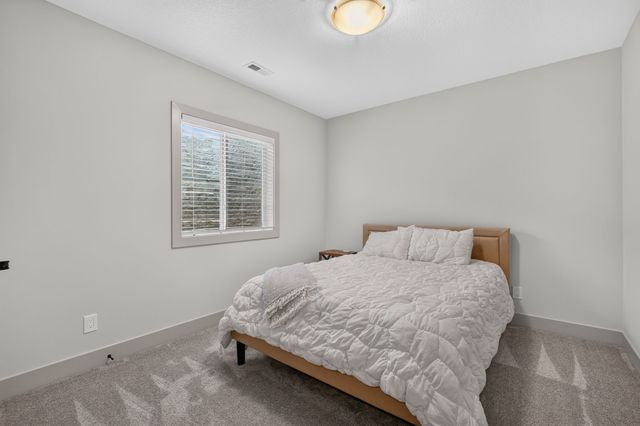 903 Spruce Avenue, Norwalk, IA 50211