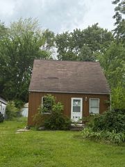 2242 176th Place, Lansing, IL 60438