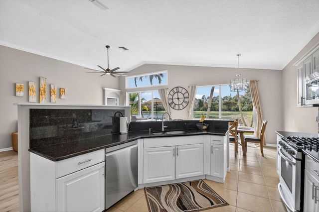 10202 Clubhouse Turn Road, Lake Worth, FL 33449