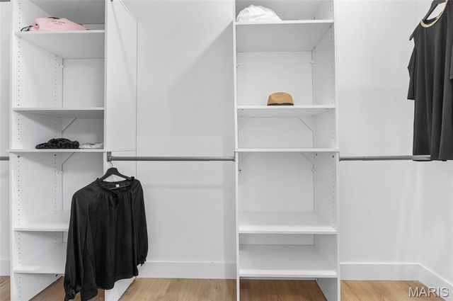 7975 Matterhorn Canyon Road, Caseyville, IL 62232