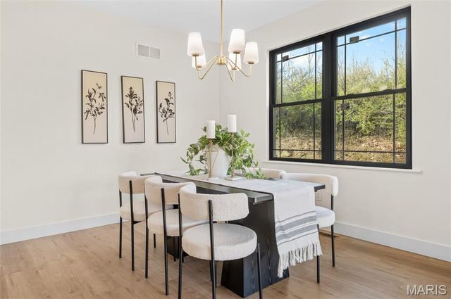 7975 Matterhorn Canyon Road, Caseyville, IL 62232