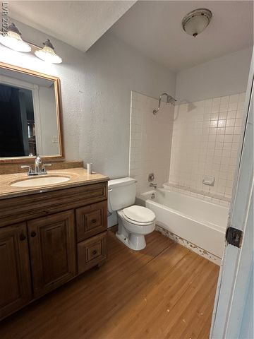 3333 Racquet Street, Las Vegas, NV 89121