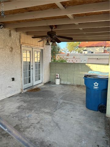 3333 Racquet Street, Las Vegas, NV 89121