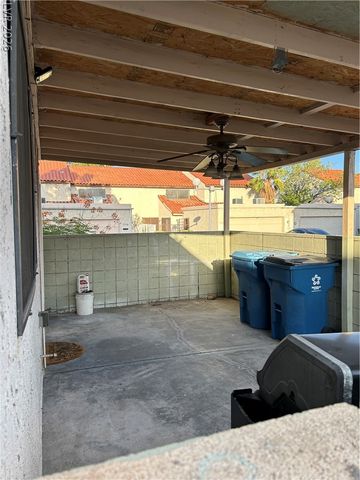 3333 Racquet Street, Las Vegas, NV 89121