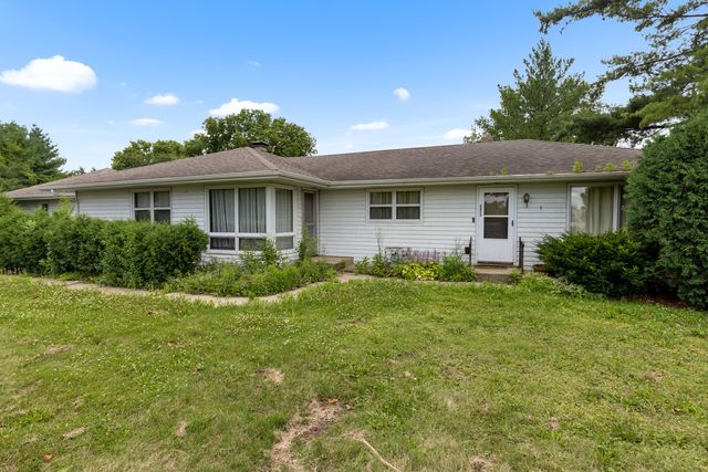 6477 Spring Brook Road, Rockford, IL 61114