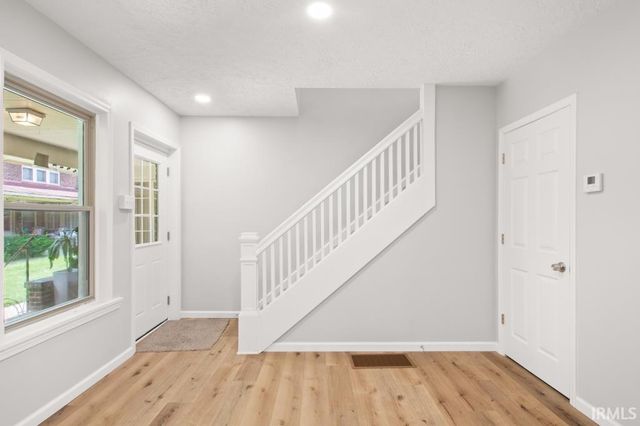 327 N 10th St Apt 18, Richmond, IN 47374