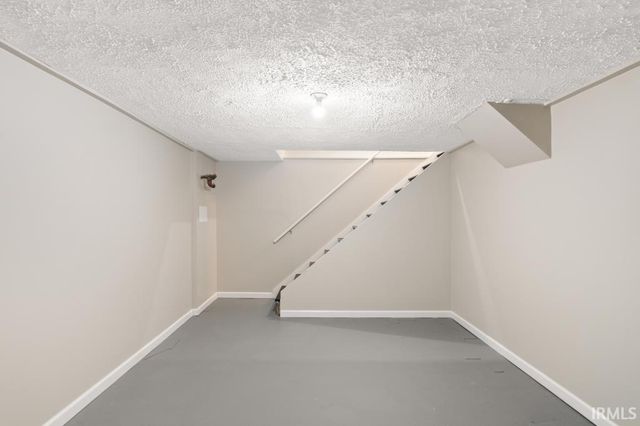 327 N 10th St Apt 18, Richmond, IN 47374