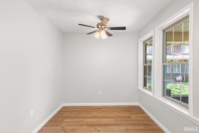 327 N 10th St Apt 18, Richmond, IN 47374